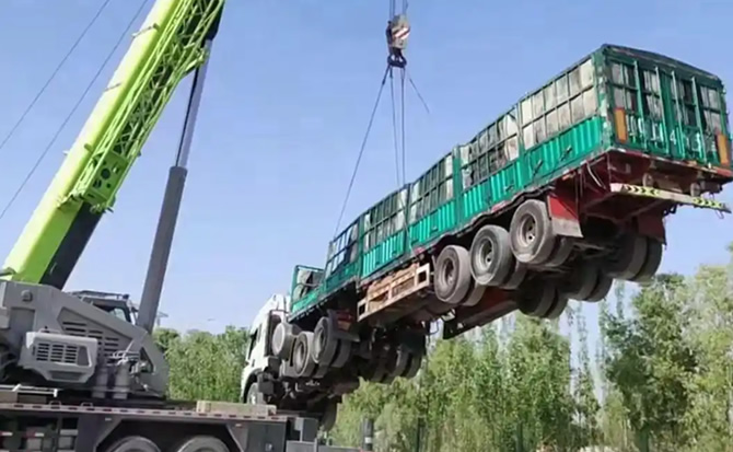 丰镇道路脱困救援案例